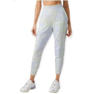 Lululemon Scuba Hi Rise French Terry Watercolor White Wash Die Dye Joggers,4